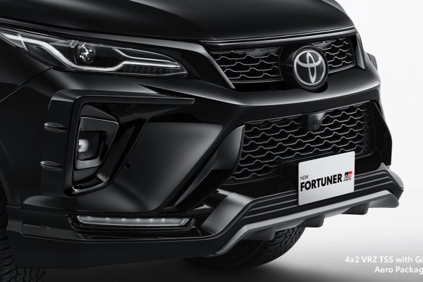 NEW FORTUNER GR SPORT